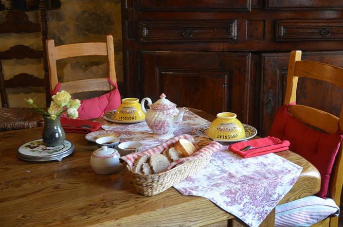 Le Lys de la Vallée Labastide-sur-Bésorgues Extérieur photo